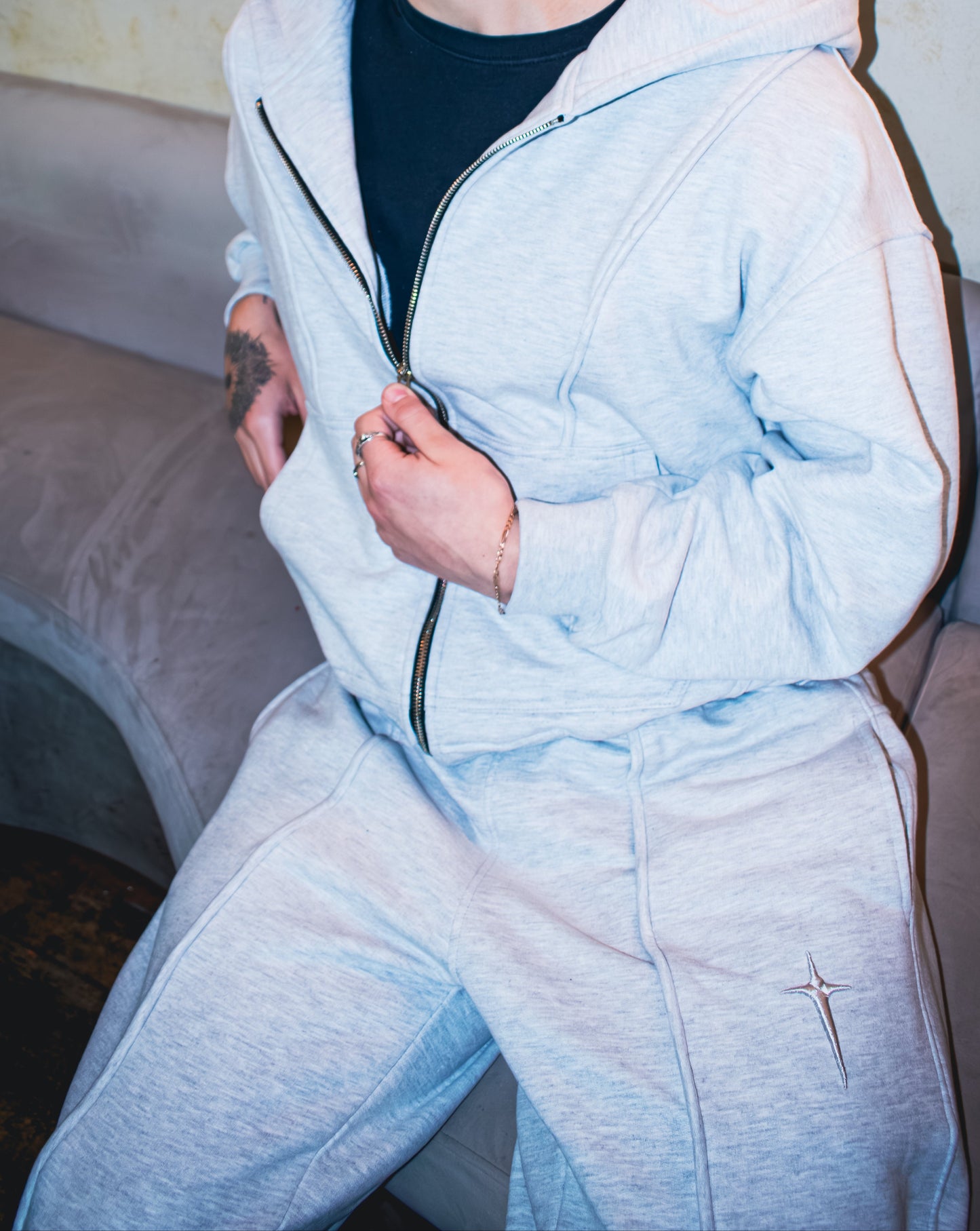 PANTALÓN C.D.C GRIS